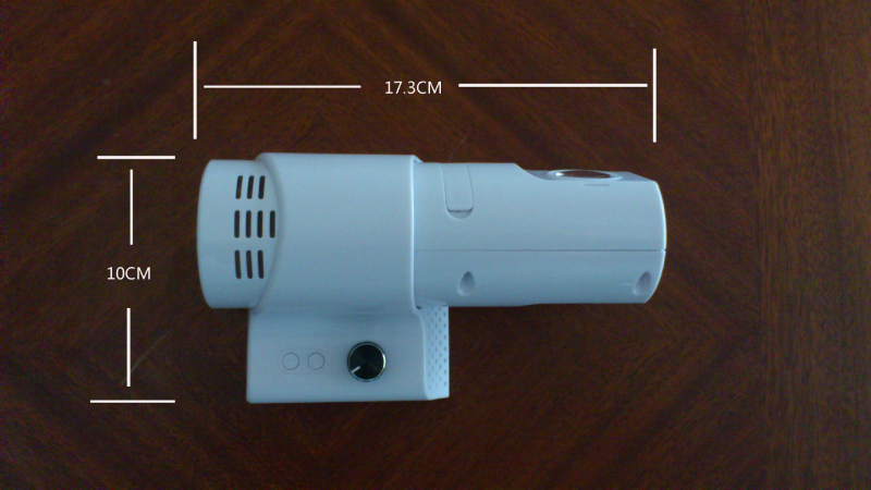 Ρολόι προβολής τοίχου, μοντέλο T02; LED οθόνη με δείκτες και αριθμούς; εξωτερική παροχή ρεύματος; πλαστικό περίβλημα; καντράν από οργανικό γυαλί; λειτουργίες: φωτισμός, νυχτερινό φως, διακοσμητικό.