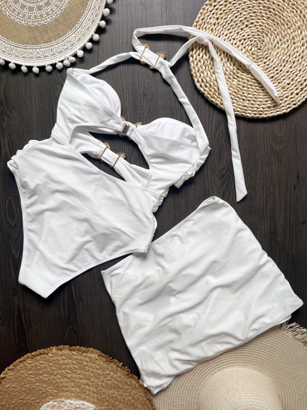 Trodijelni bikini set s trakicama i metalnim detaljima leptira; kupaći s jastučićima u košaricama i bez žice; od najlona