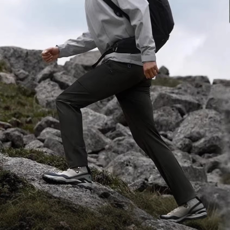 BH6885 muške zimske casual hlače s soft-shell materijalom, otporne na vjetar, opuštenog kroja