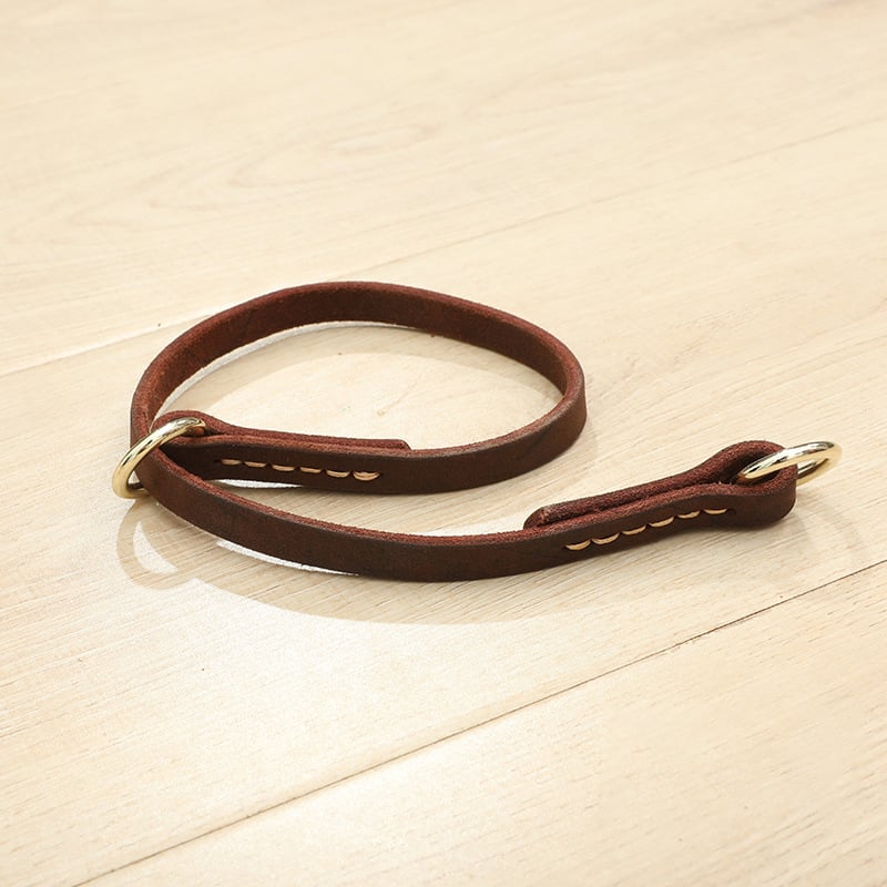 Lu Chong Δερμάτινο περιλαίμιο εκπαίδευσης με P-αλυσίδα για σκύλους, ρυθμιζόμενο, πρώτης στρώσης βοδινό δέρμα