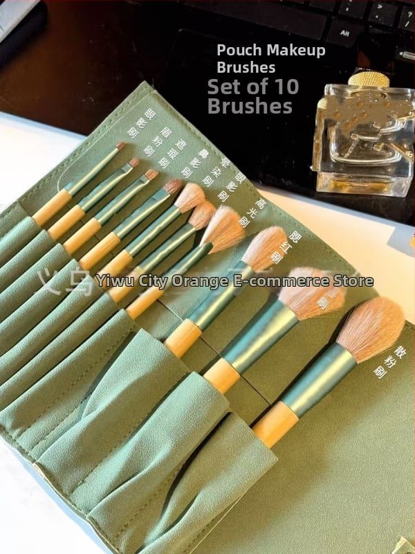 Σετ πινέλων μακιγιάζ: πινέλα ρουζ, σκιά ματιών, eyeliner και κονσίλερ, με θήκη πινέλων