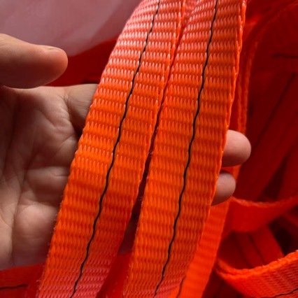 Poliészter rögzítőheveder, 5 tonnás teherbírás, kézi rögzítés, szállításhoz, hossz testre szabható