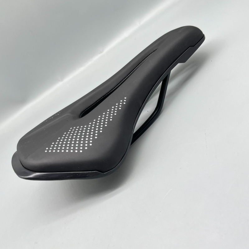 Șa de bicicletă cu compatibilitate universală pentru MTB, biciclete de șosea și pliabile; design respirabil cu absorbție a șocurilor și pernă antiderapantă