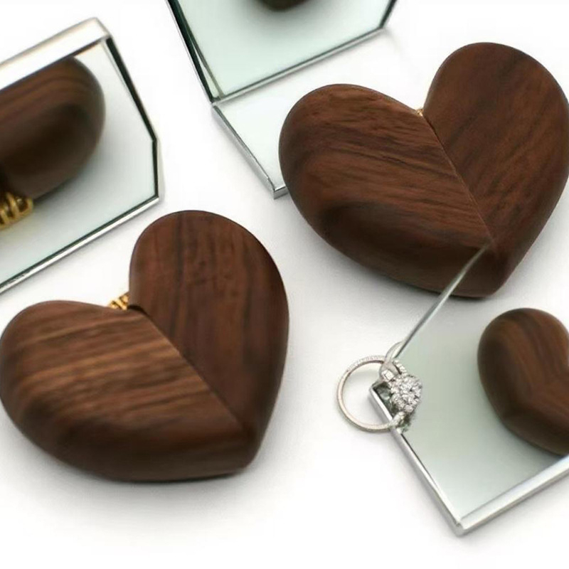 Cutie pentru inele din lemn de nuc, în formă de inimă, pentru logodnă și nuntă, poate fi gravată