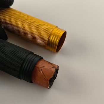 Cijev za cigare iz aluminijske legure s održavanjem vlage, vijčani poklopac, prijenosna, ručno izrađena