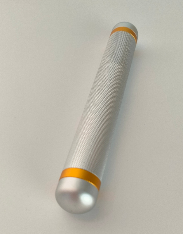 Cijev za cigare iz aluminijske legure s održavanjem vlage, vijčani poklopac, prijenosna, ručno izrađena