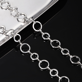 Nerezový oceľový reťaz pre náhrdelník a náramok — elektroplating povrchová úprava a personalizácia hotových výrobkov