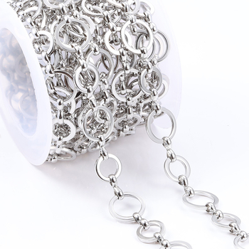 Nerezový oceľový reťaz pre náhrdelník a náramok — elektroplating povrchová úprava a personalizácia hotových výrobkov