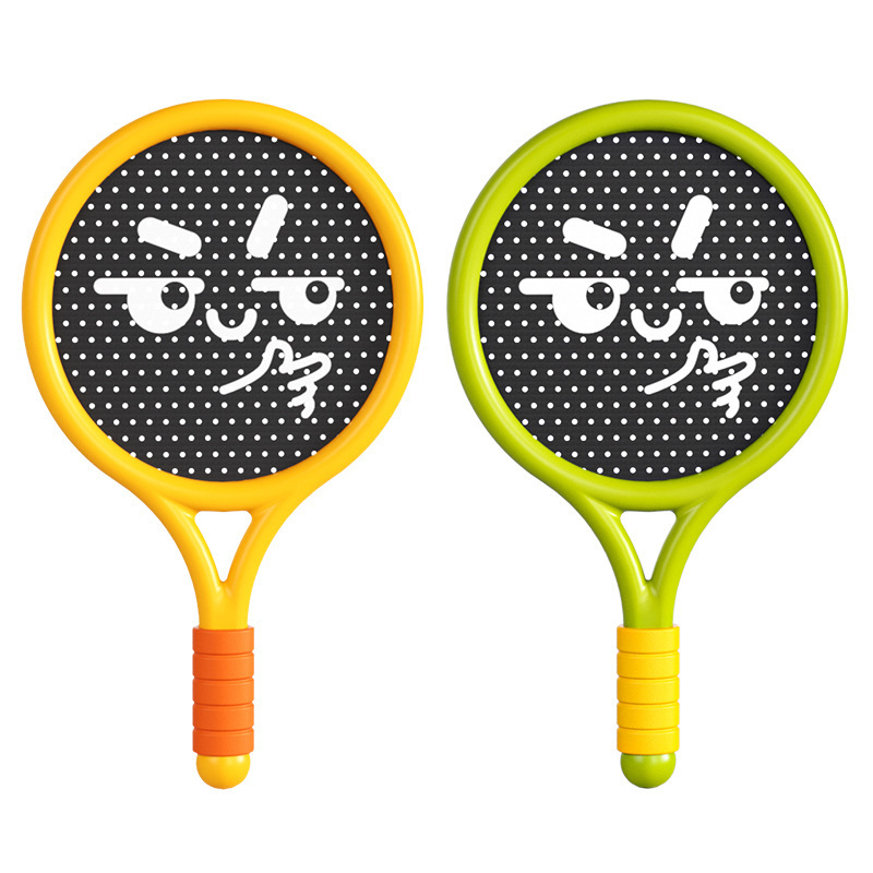 Dječja tenis raketa za vanjsku obuku – lagana plastična konstrukcija, najlonske žice, 95–100 g, izravan udarac, za djecu