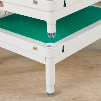 Metalni tabure za stopalo, model 12.22, američki stil, funkcija: potporni okvir