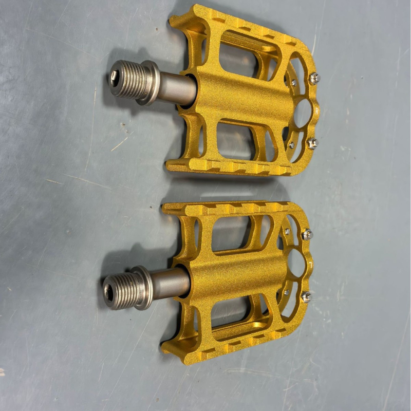 Сгъваем педал за шосейно колоездене, лека алуминиева сплав, ос с двойни лагери, електроплакирано покритие