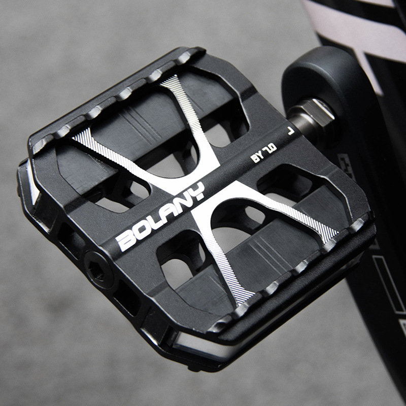 Pedale za bicikl s LED svjetlom, 3 ležaja, aluminijska legura, model PD412-BOLANY-BY7.0BK, opće korištenje