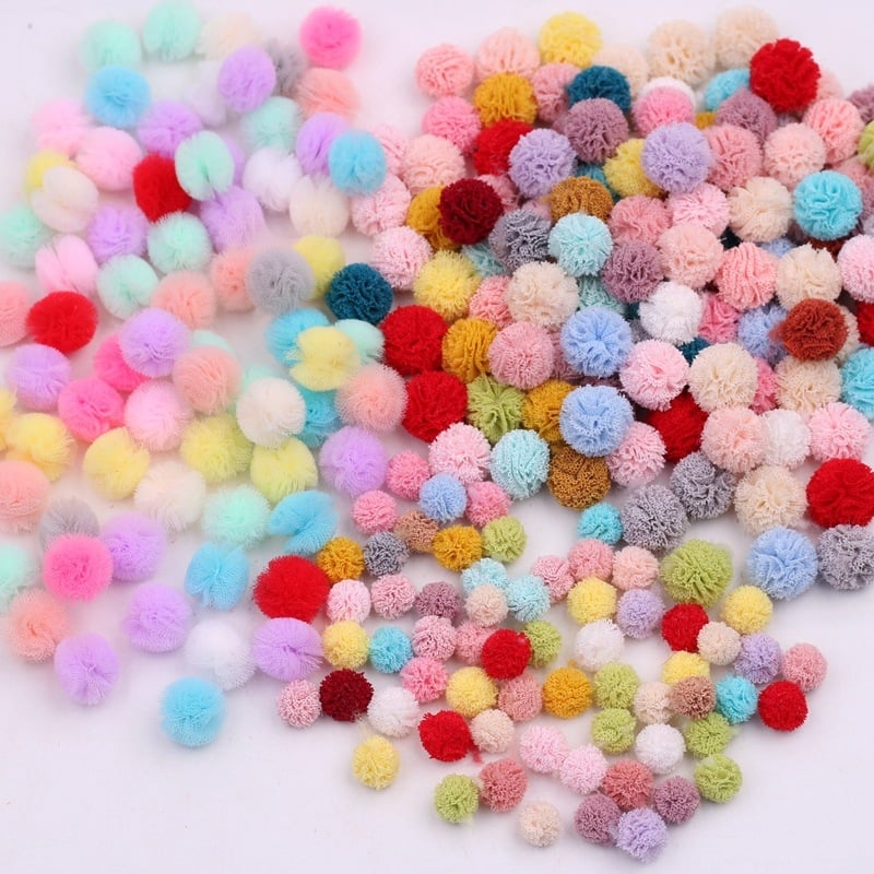 DIY аксесоари за коса – кръгли топчета от еластична мрежа, есен 2024