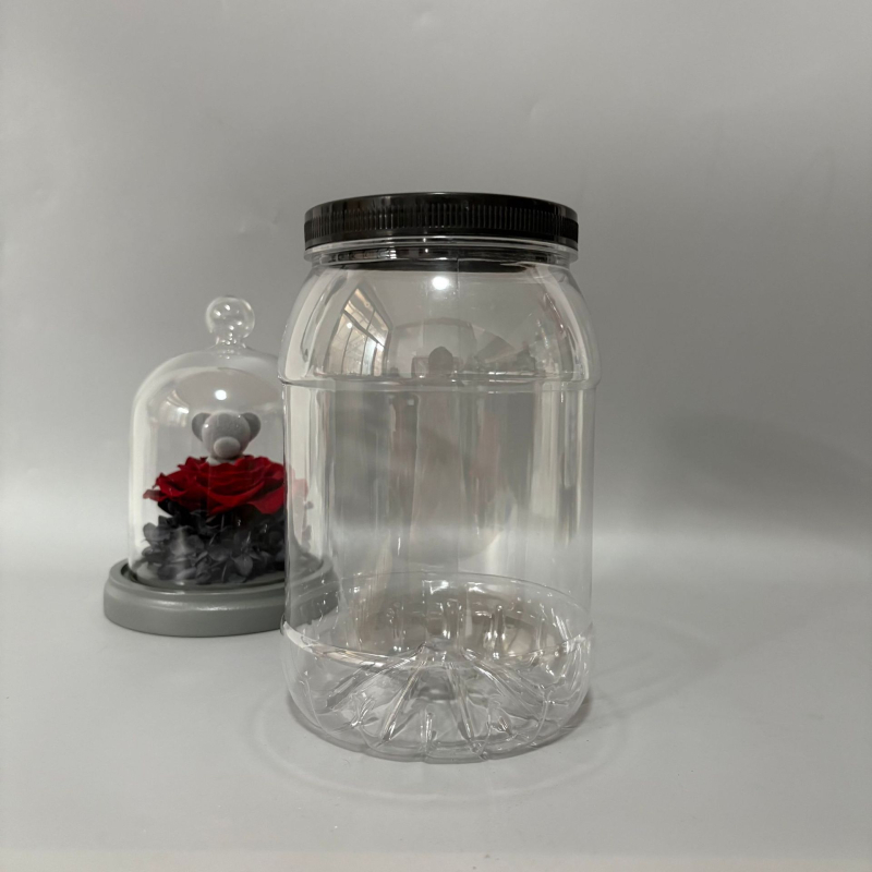 Plastična posuda s širokim otvorom, poklopac i ručka, zatvoren spremnik, težina 59,8 g