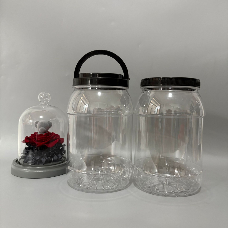 Plastična posuda s širokim otvorom, poklopac i ručka, zatvoren spremnik, težina 59,8 g