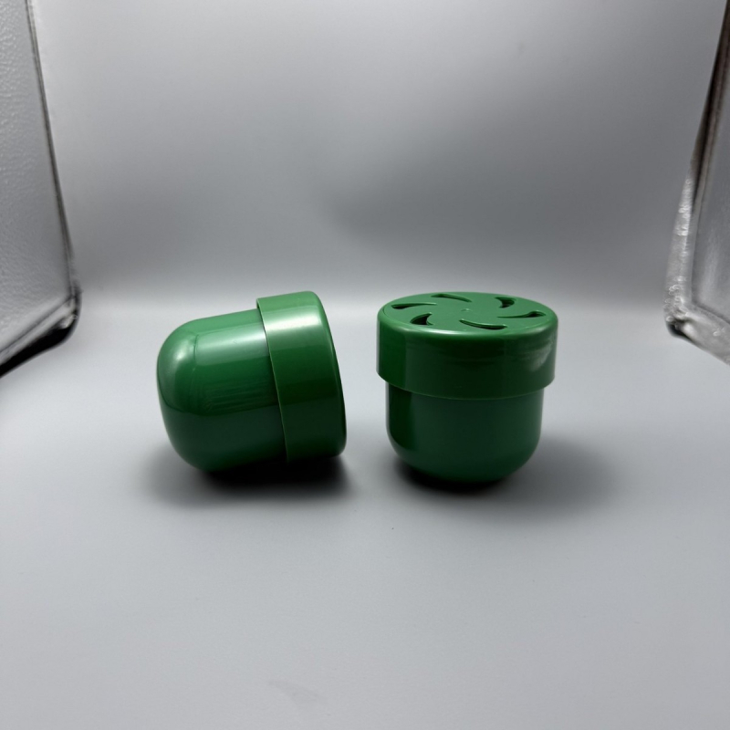 Auto boca za uklanjanje mirisa s izrezbarenim dizajnom i čvrstim aromatičnim kuglicama, PET plast, kapacitet 150–170 ml, poklop od plastike ili aluminija, mogućnost sitotiska