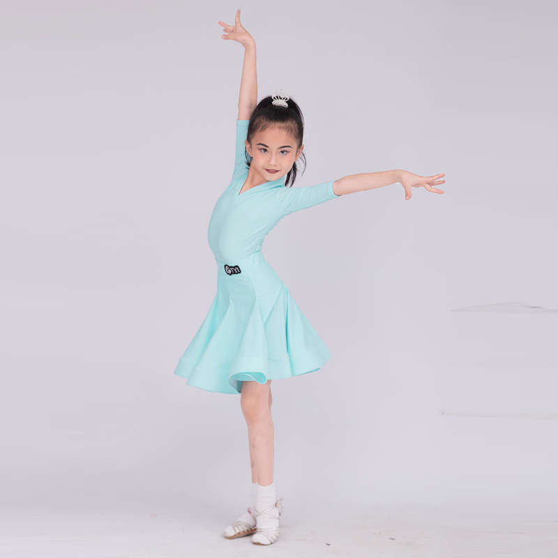 Ženski kostim za latinski ples – standard, izvedba, proljeće 2024, 80% najlon, za djecu od 8 godina i više, model G22020