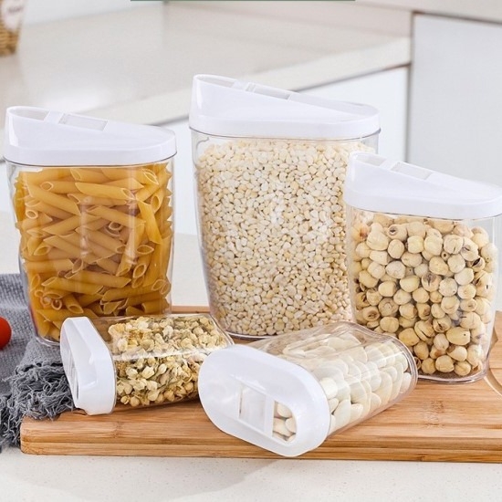 Set de cinci recipiente transparente sigilate din plastic pentru depozitare, 501-800 ml, Nu sunt compatibile cu cuptorul cu microunde