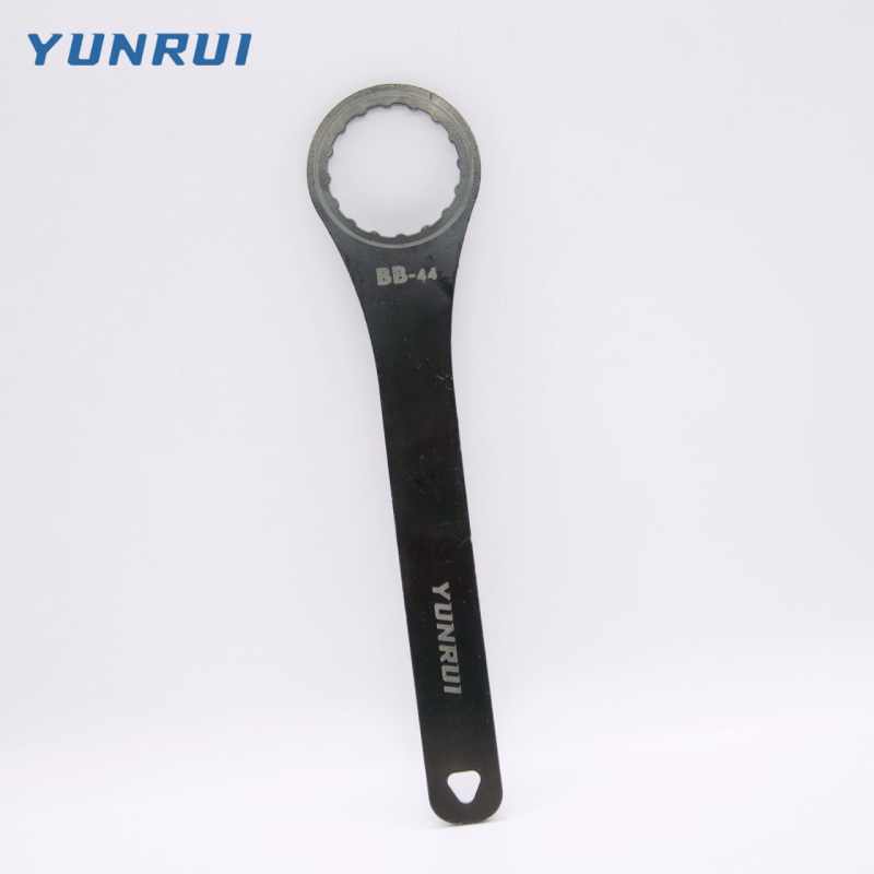 YUNRU Aluminijski alat za BB 44 mm — ugradnja/demontaža 16-zubnog lančanika