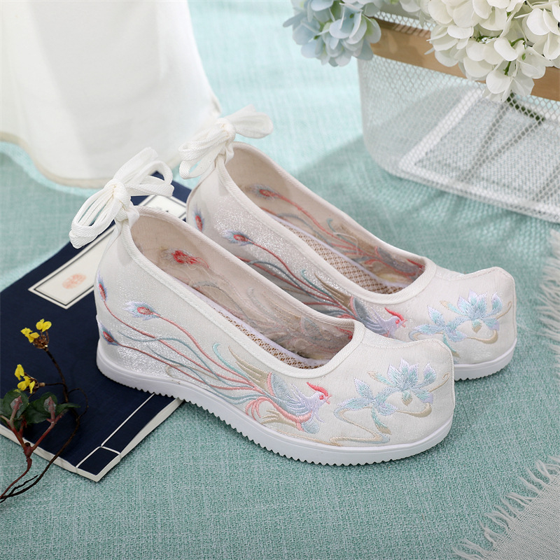 Ženske Hanfu cipele s skrivenim povećanjem visine, izvezeni, klinasti potpetica, oštri vrh, slip-on