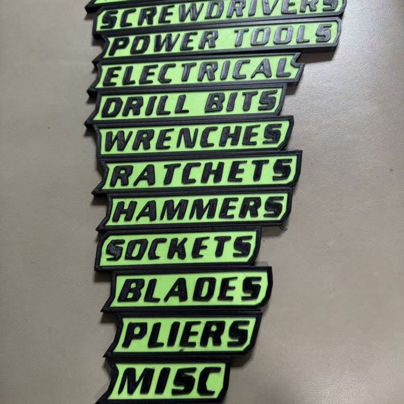 Magnetske naljepnice za kutiju s alatom – set od 12 komada, PLA materijal, 3D ispis