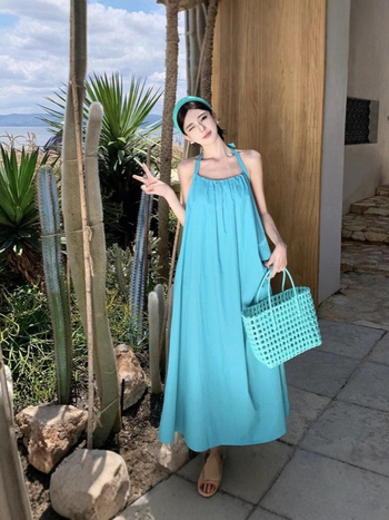 Rochie lungă fără mâneci, cu halterneck, talie liberă, din poliester