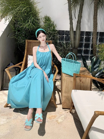 Rochie lungă fără mâneci, cu halterneck, talie liberă, din poliester