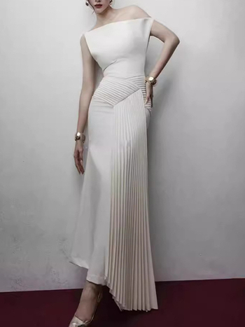 Rochie de seară fără bretele, stil tube-top, lungă în linie A, talie înaltă cu plisuri, din poliester-elastan, fermoar, toamna 2025
