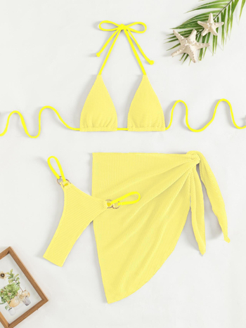 Háromrészes fürdőruha szett kötőpántokkal és hálós részletekkel; poliészter 95% és elasztán 5% bélés; melltartó párna