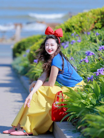 Két részes nyári ruhaszett: kötött felső kerek nyakkal és rövid ujjakkal + hosszú A-vonalú szoknya, pamut-poliészter keverék, nyár 2025, laza japán-koreai stílus