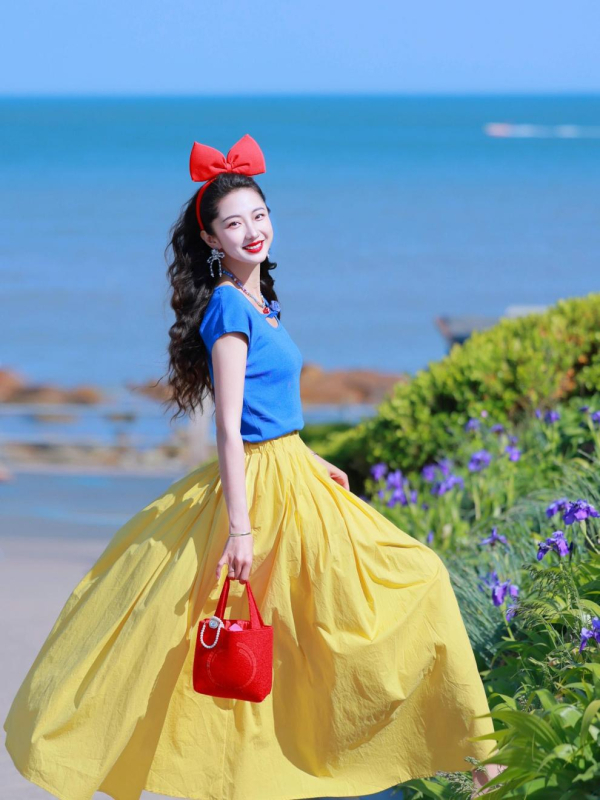 Két részes nyári ruhaszett: kötött felső kerek nyakkal és rövid ujjakkal + hosszú A-vonalú szoknya, pamut-poliészter keverék, nyár 2025, laza japán-koreai stílus