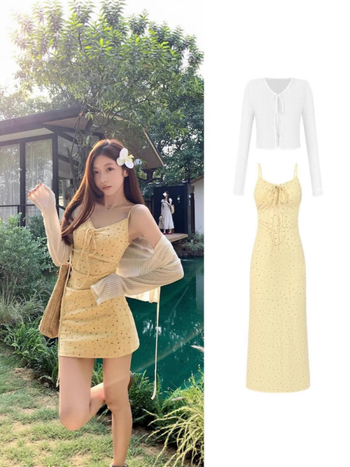 Vállpántos ruha virágos mintával, derékszíjjal, A-vonalú szabás, ujjatlan, poliészter