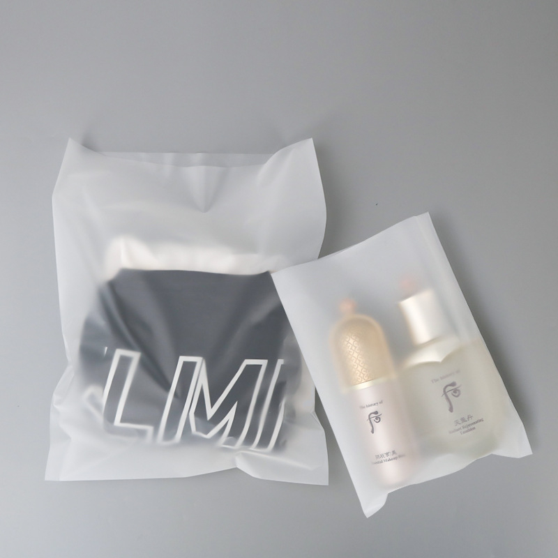 Sacoșă plată mat PE pentru ambalarea bijuteriilor cu logo – Brand Guosheng; Cod produs: Frosted Flat Pocket; Grosime: 14; Capacitate zilnică de producție: 100000