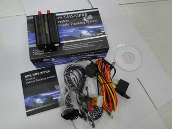 Lokator TK103A/B, točnost GPS 5 m, napajanje 12–24V, vanjska antena, 2G memorija, načini alarma: vibracija, prekid napajanja, SOS, prekoračenje brzine, prijenosni auto GPS locator