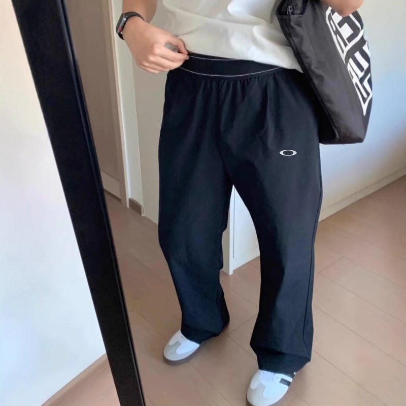 Pantaloni – Ușori, Uscare rapidă, Respirabili, Croială dreaptă, Poliester 87%