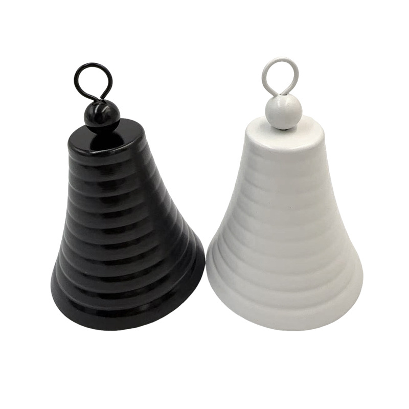 Zimski zvon od legure – moderni minimalistički ručni rad za ukras, prilagodljiv (Materijal: Legura; Stil: Moderni minimalistički; Kategorija: Zvon; Prilagodljivo)