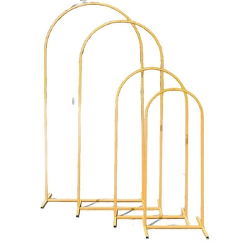 Železný svadobný oblúk, pozadie na scénu so stojanom na kvety
