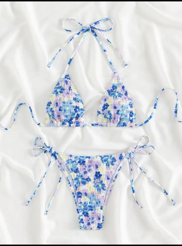 Set bikini două piese cu halter, cu cupe căptușite, poliester, imprimeu cu flori rupte