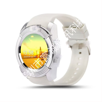 Pametni sat s praćenjem otkucaja srca, mjerenjem krvnog tlaka, praćenjem sna i Bluetooth pozivima