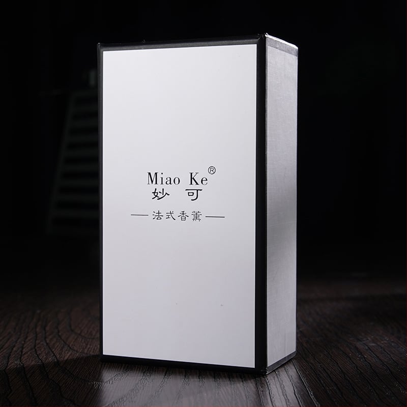 Κρεμαστό μπουκαλάκι αρώματος αυτοκινήτου, προσαρμοζόμενο πλαστικό, 5–10 ml, φλοράλ άρωμα, κρεμαστή εγκατάσταση, διαρκεί 31–60 ημέρες