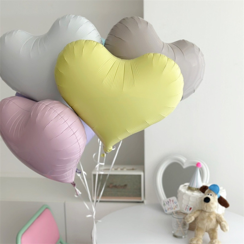 Balon u obliku srca od aluminijske folije — igrački balon, marka: Friends recalling poems