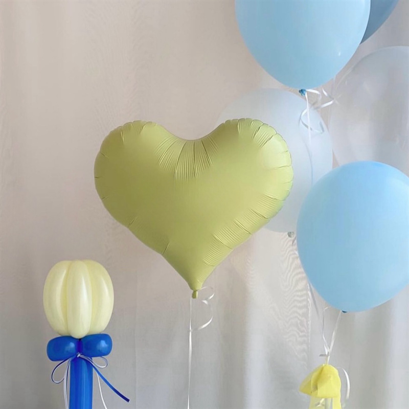 Balon u obliku srca od aluminijske folije — igrački balon, marka: Friends recalling poems
