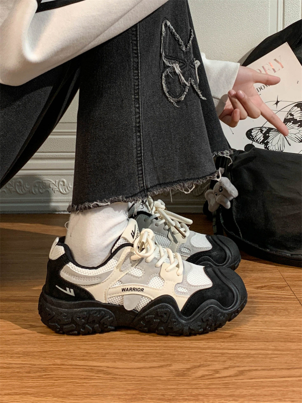 Unisex outdoor planinarske tenisice s velurom na gornjem dijelu, srednje visine, Velcro zatvarač, zaštita od udara