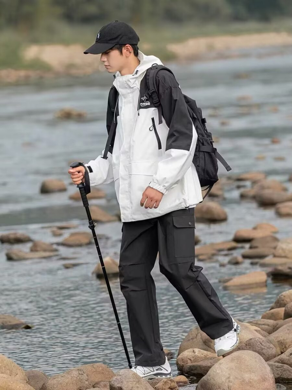 Hegyvidéki túranadrág – vízálló, szélálló, gyorsan száradó, több zsebbel, vasalásmentes