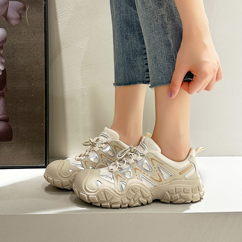 Női túracipő, lélegző, alacsony felsőrész, felsőrész szintetikus bőrből, PU talpbetét, gumitalp, csíkos mintázat, nyár 2024