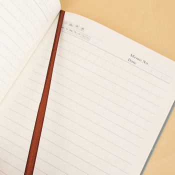 Caiet Holy chi cu copertă din piele sintetică, legare pe linie, hârtie 40 gsm, 50–100 pagini