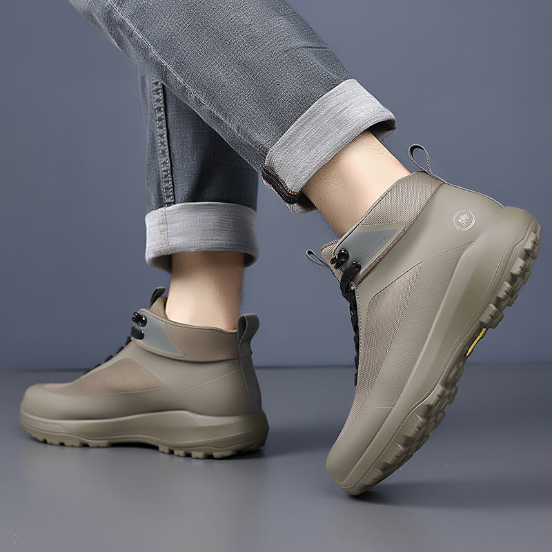 Férfi kültéri túrabakancsok - magas felső rész, mikroszálas + kötött felsőrész, PU talp, EVA talpbetét, fűzőzárás