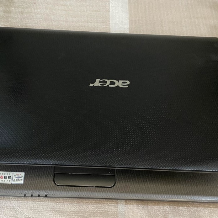 Laptop 4741, Core i5, diszkrét grafika, Windows 7, 1366x768 felbontás