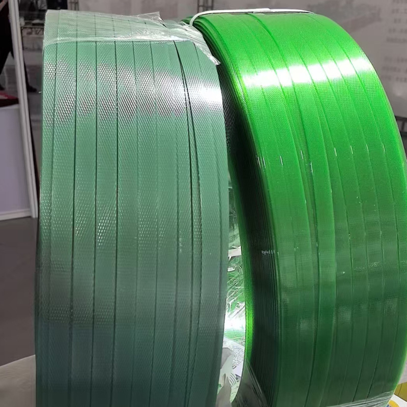 Teška PET čelično-plastična traka za pakiranje, debljina 0,8 mm, nosivost pri rastezanju 600 kg, masa rolne 20 kg