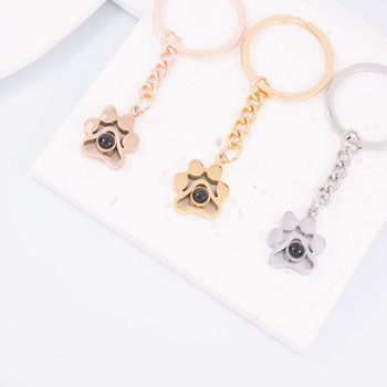 Kljucni lančić s projekcijom šape psa, 100 jezika, nehrđajući čelik, elektroplatiranje, Yingcan Jewelry